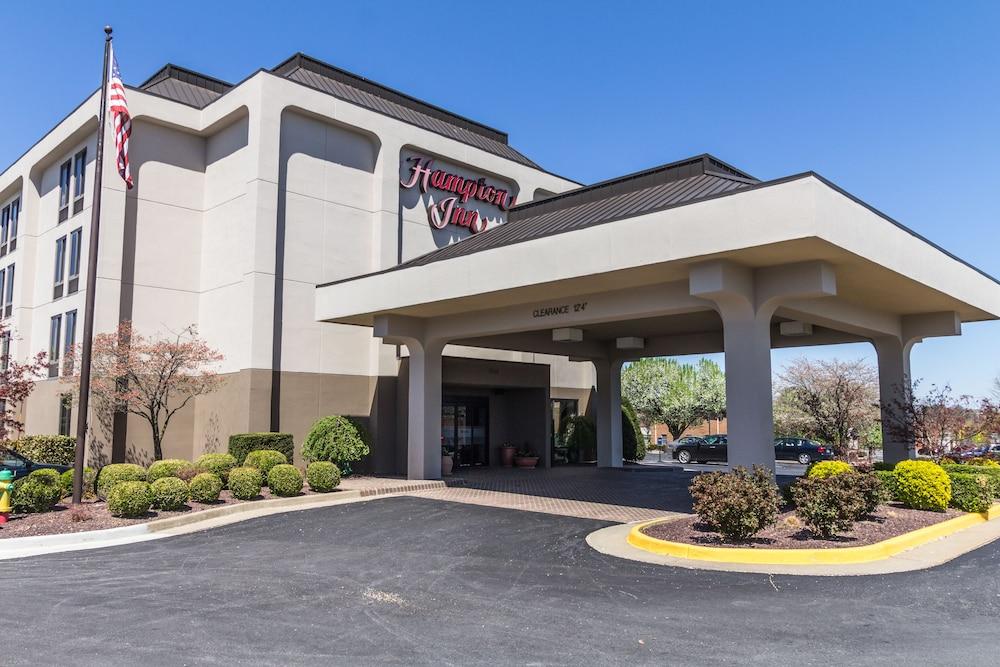 Hampton Inn Winchester-University/ Mall Exterior photo